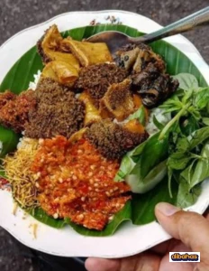 Geprek Rawit Rekomendasi Warung Makan Ayam Geprek Super Pedas di Jakarta