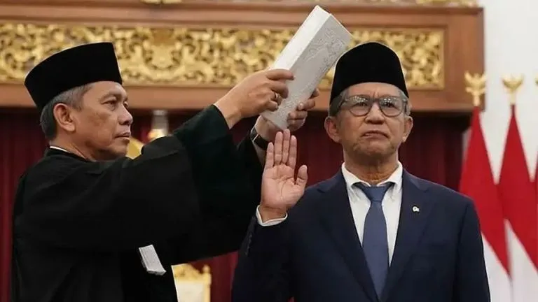Langkah Mengejutkan Rocky Gerung: Dari Pengkritik Vokal Menjadi Dewan Pertimbangan Presiden (Wantimpres) di Era Prabowo